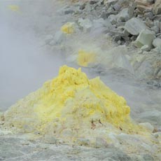 硫化水素の匂いとは？特徴や発生条件・注意点を分かりやすく解説